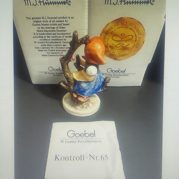 M.J. HUMMEL Goebel Apple Tree Girl Vintage - Picture 9 of 10